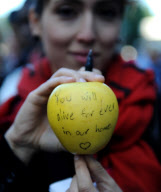 US-NEW YORK-APPLE-STEVE JOBS-CONDOLENCE