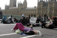 UK-LONDON-NHS REFORM-PROTEST