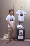 Macabre Steve Jobs shirt sold in Japan