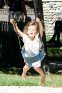 Jessica Alba takes the Girls to Coldwater Park
