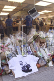 Macabre Steve Jobs shirt sold in Japan