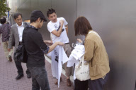 Macabre Steve Jobs shirt sold in Japan