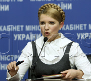 (1)UKRAINE-KIEV-CURRENCY DEVALUATION