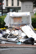 Grosses Reinemachen und Abbau von Requisiten nach den Dreharbeiten von World War Z in Glasgow
