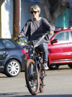 EXCLUSIVE Sam Ronson buys a bike