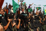 Palestinians celebrate prisoner exchange