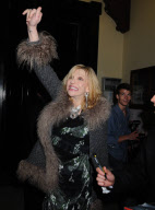 Courtney Love bei ihrer Ehrung durch die Philosophical Society des Trinity College