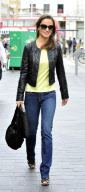 EXC PIPPA MIDDLETON AT CARLUCCIO'S