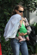 Natalie Portman and Aleph are a Cute Pair