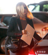 EXCLUSIVE Jennifer Aniston paranoid over weight gain 