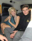 Pixie Lott im Londoner Nachleben unterwegs