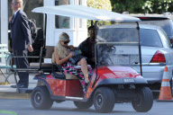 *EXCLUSIVE* Paris Hilton makes a Homeless Lady's Day