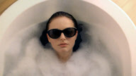La actriz Natalie Portman en el anuncio del perfume Miss Dior Cherie.