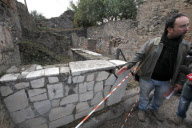 NEW LANDSLIDE AX POMPEI