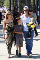 *EXCLUSIVE* LeAnn and Eddie do Boo at The Zoo with the boys