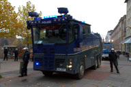 Aufmarsch der Wasserwerfer: Gentrifizierungsgegner demonstrieren in Hamburg