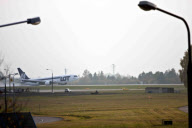 Notlandung einer Boeing 767 der polnischen Fluggesellschaft LOT auf dem Warschauer Flughafen Okecie 