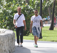 BOB SINCLAIR ENJOY MIAMI VACATIONS

