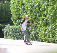 BOB SINCLAIR ENJOY MIAMI VACATIONS
