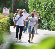 BOB SINCLAIR ENJOY MIAMI VACATIONS
