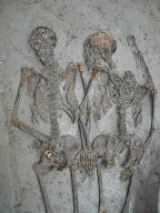Skeletal remains of a Roman-era couple reveal the pair has been holding hands for 1500 years, Italy  - 02 Nov 2011