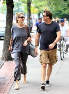 Uma Thurman Out On Date With Boyfriend!