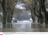 SOUTHERN FRANCE: Major flooding causes the death of a homeless person in Herault. 2011-11-06