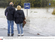 SOUTHERN FRANCE: Major flooding causes the death of a homeless person in Herault. 2011-11-06