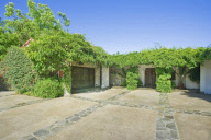 A look inside Marc AnthonyÕs West Hollywood Italian Villa.