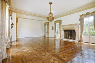 A look inside Marc AnthonyÕs West Hollywood Italian Villa.