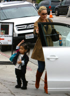 Ladie's Lunch for Katherine Heigl, Daughter Naleigh, and Her Mother Nancy