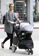 Why does Jessica Alba have a bandage on her wrist?