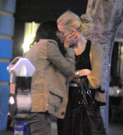The Rum Diary Star Amanda Heard Has A Passionate Kiss With Another Woman