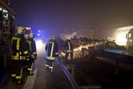Gefährliche Jahreszeit: Schwerer Unfall im Nebel auf der Autobahn A 9 bei Potsdam