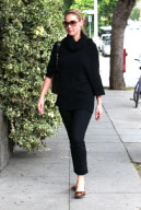 EXCLUSIVE - Risk-averse Katherine Heigl goes for easy style in all black