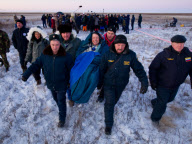 Expedition 29 Landing, outside Arkalyk, Kazakhstan - 22 Nov 2011