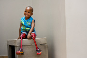 4-year-old amputee meets his hero Oscar Pistorius, Pretoria, South Africa - 24 Nov 2011