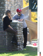 BEVERLY HILLS : Hilary Duff out and about