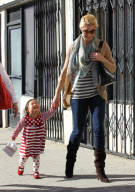 Katherine Heigl out with mom and a walking Naleigh - Part 2