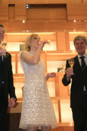 La actriz australiana Cate Blanchett despliega todo su glamour para la inauguraci¿n de la nueva tienda de Louis Vuitton en Sidney.