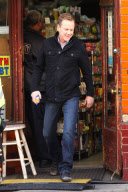 *EXCLUSIVE* First look at Kiefer Sutherland filming new show "Touch"