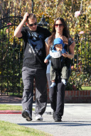 *EXCLUSIVE*Alanis Morissette : Saturday Stroll with the Family