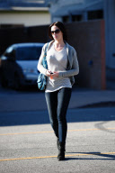 Emily Blunt Struts Across the Street