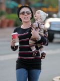 PINK GETTING COFFEE IN LA