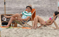 BLAKE LIVELY And ED WESTWICK Filming 'Gossip Girl' (USA ONLY)