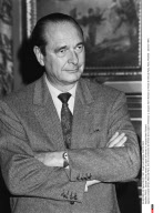 PARIS : Jacques Chirac remet la Legion d'Honneur a Jacques-Henri Richard