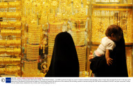 Economic downturn causes gold sales slump, Dubai, United Arab Emirates - Jun 2009