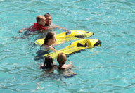 Rupert Murdoch and family on the beach_Part3