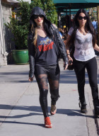 Kat Von D Lunches At The Urth Café