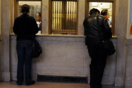 US Postal Services to shed 28 thousand jobs